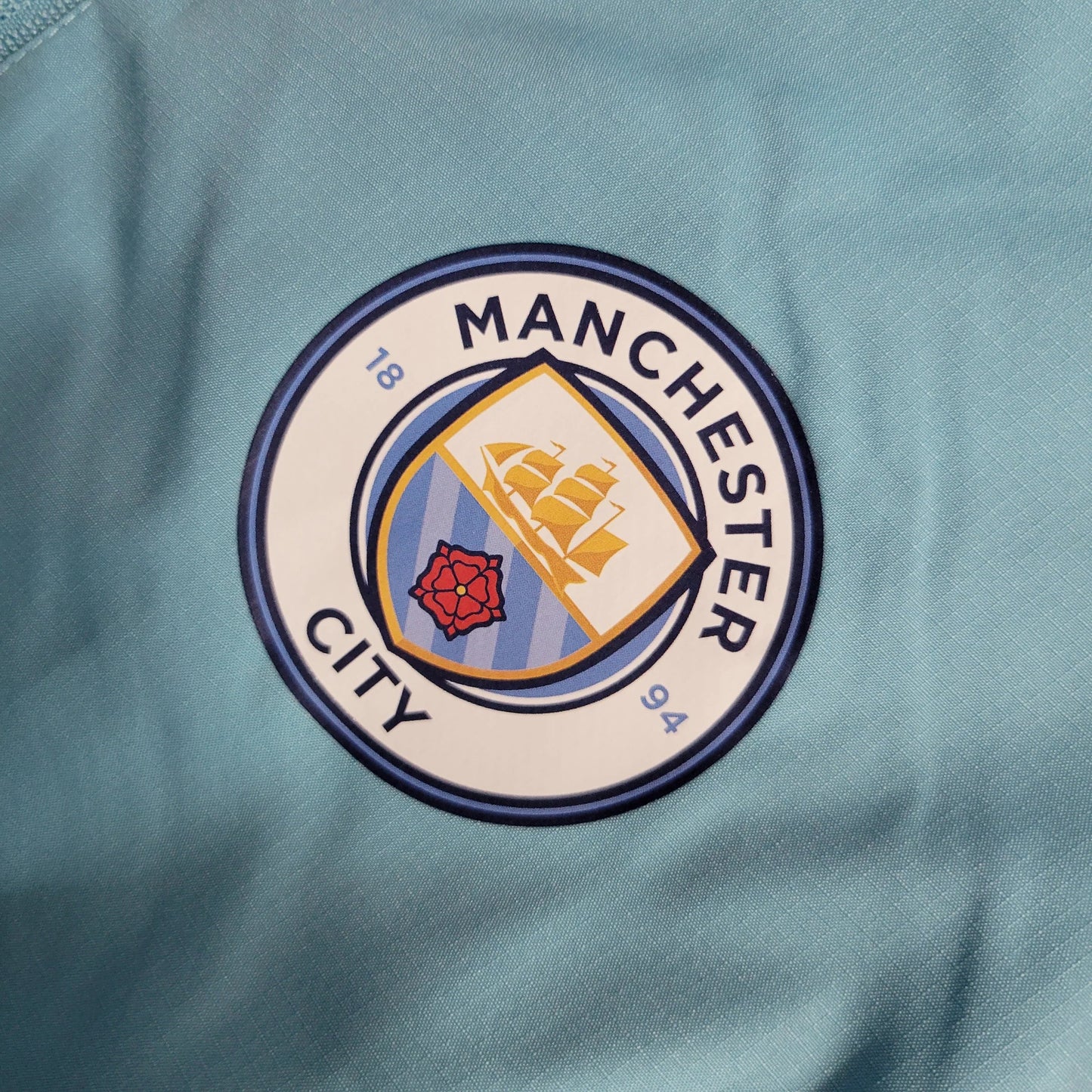 Manchester City Windbreaker Jacket 2023/2024 – Blue & White Edition