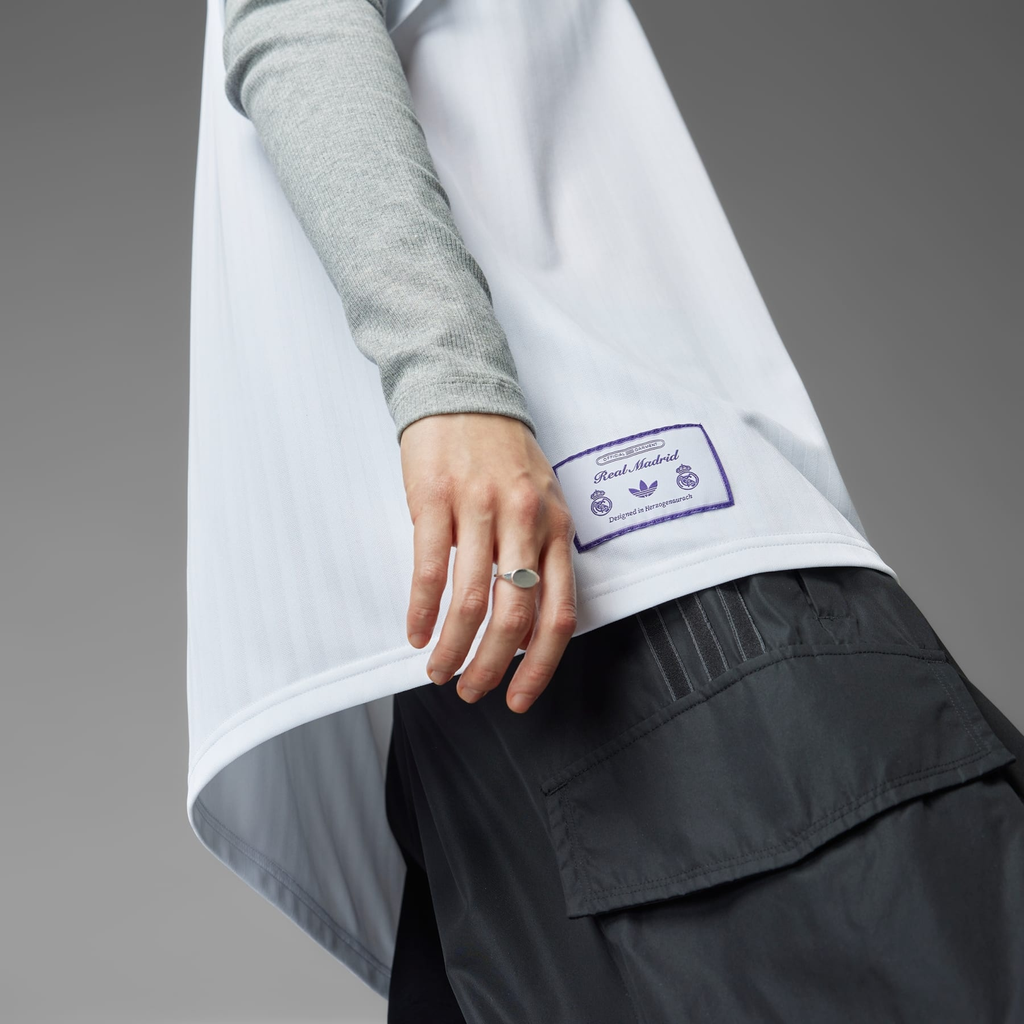 Real Madrid Heritage “Los Blancos” Retro Icons Football Kit